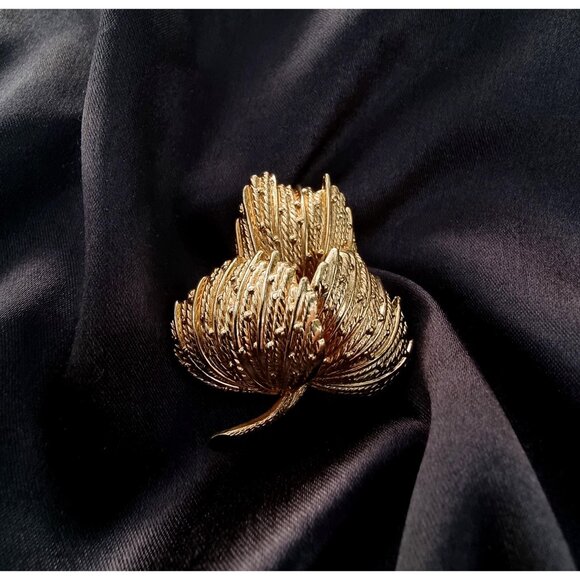 Rare Find GROSSE 1960s Signed Germany Gold Flower Floral Brooch Pin - Picture 1 of 6